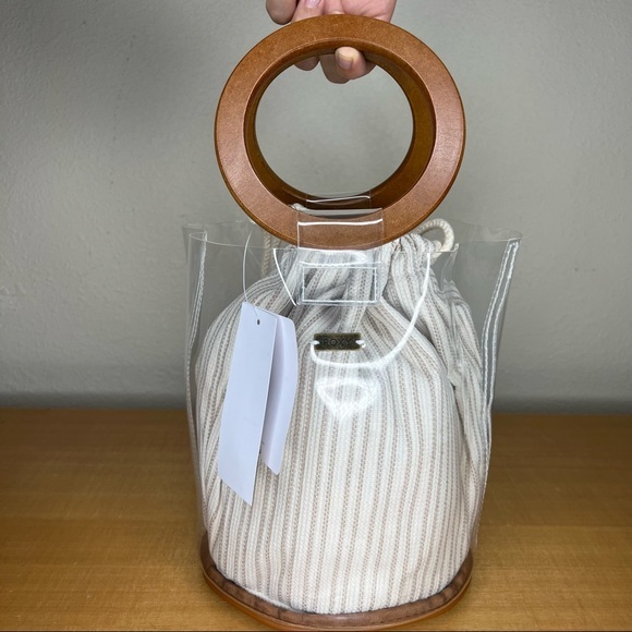 NEW Roxy Love Me Better Bucket Bag - Picture 5 of 13